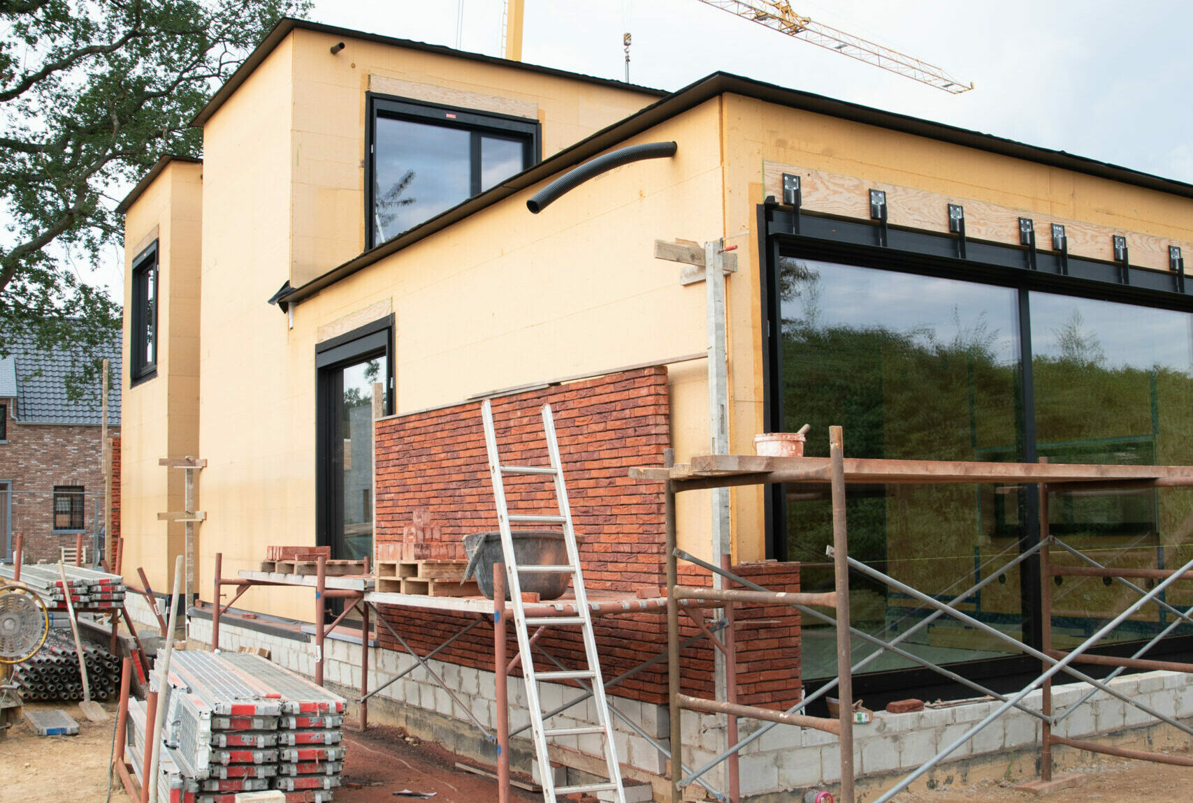 RÉNOVATION OU CONSTRUCTION NEUVE : QUE CHOISIR EN 2025 ?